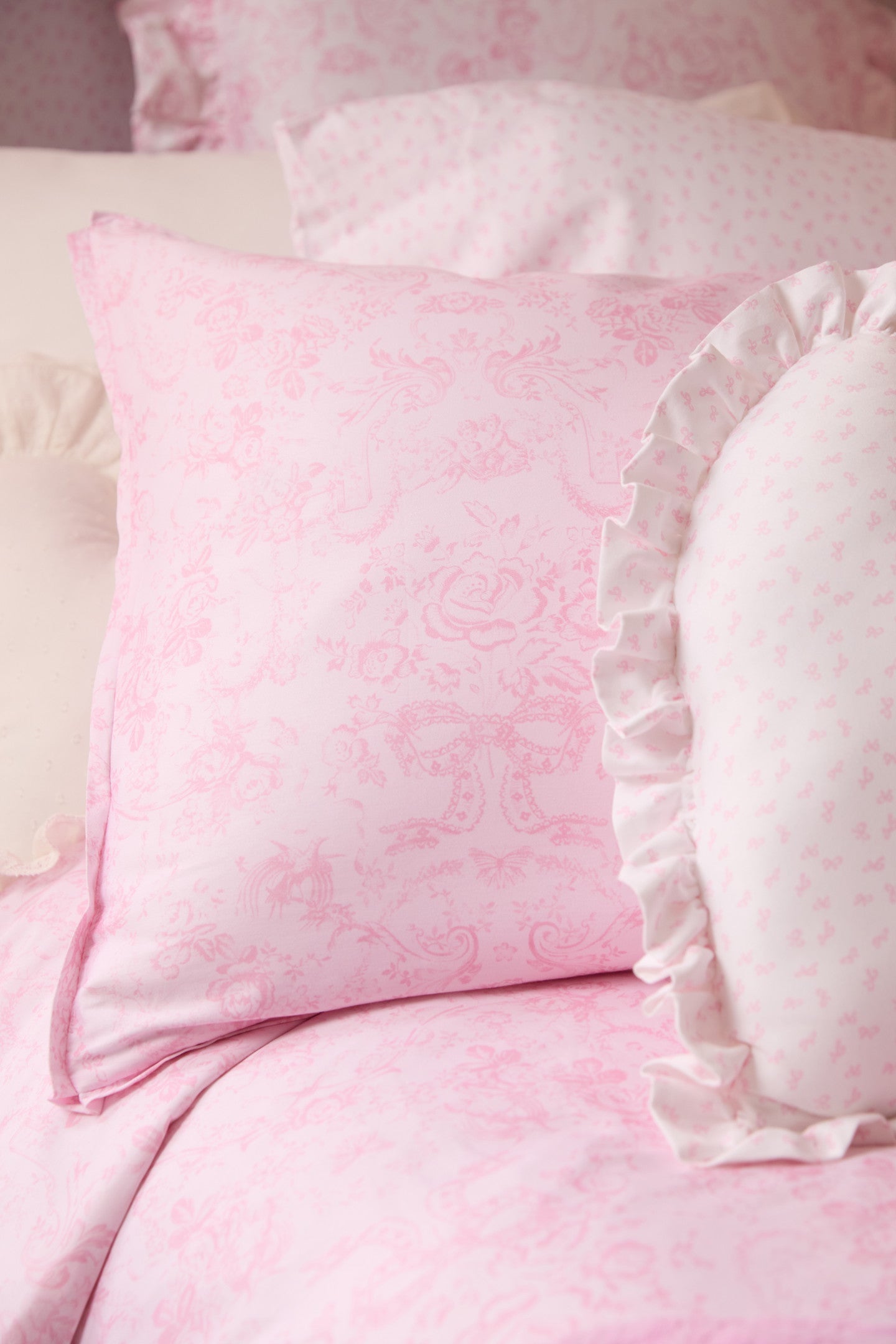 Floral Duvet Cover + Sham Set