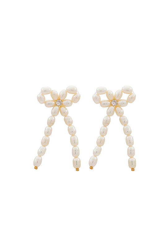 Shashi Bow Pearl Earings