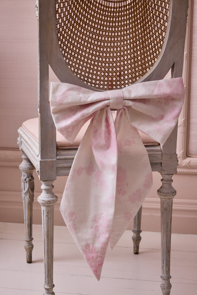 Chair Bow Back