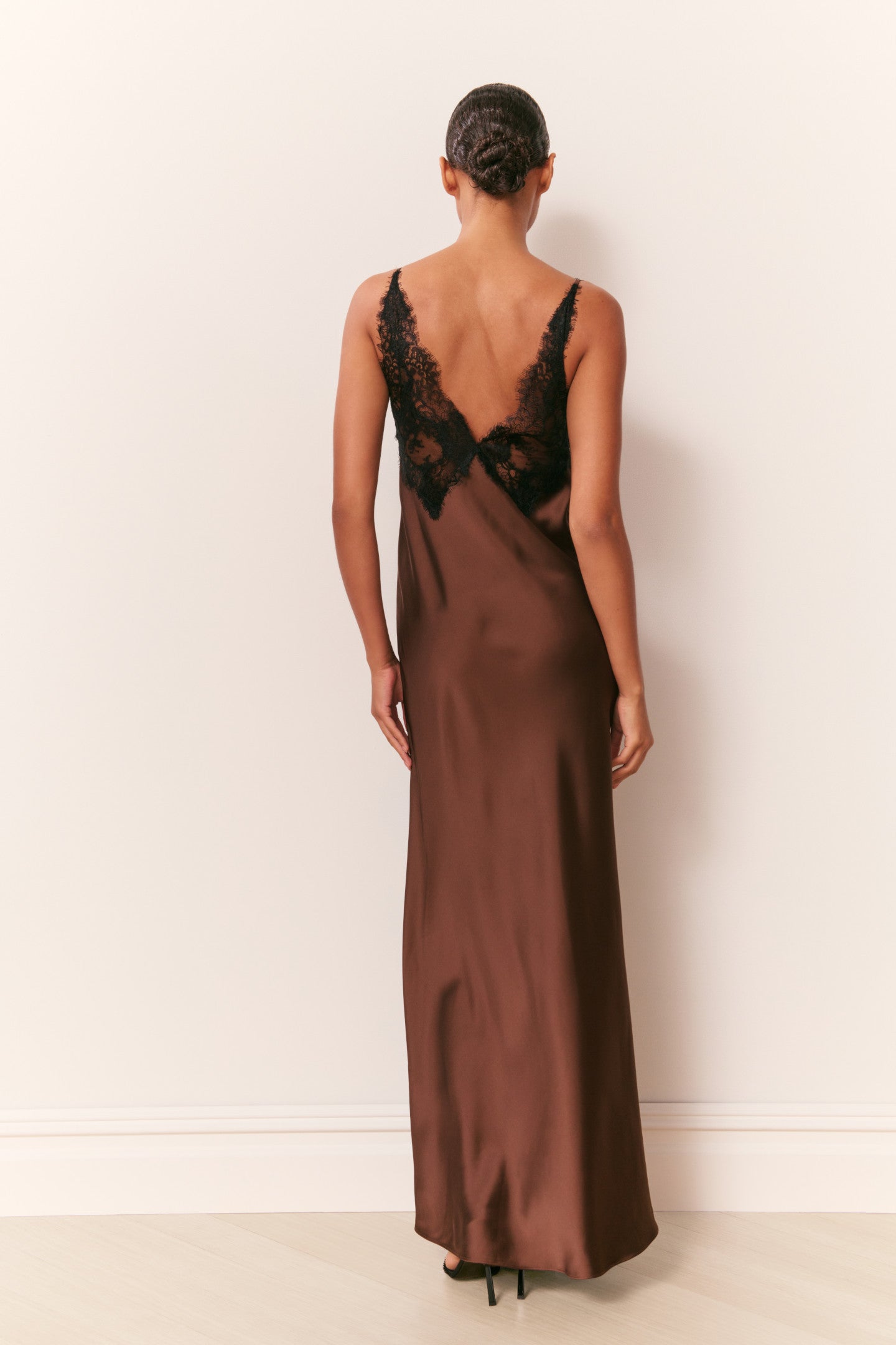 Iridia Dress - CHOCOLATE BROWN
