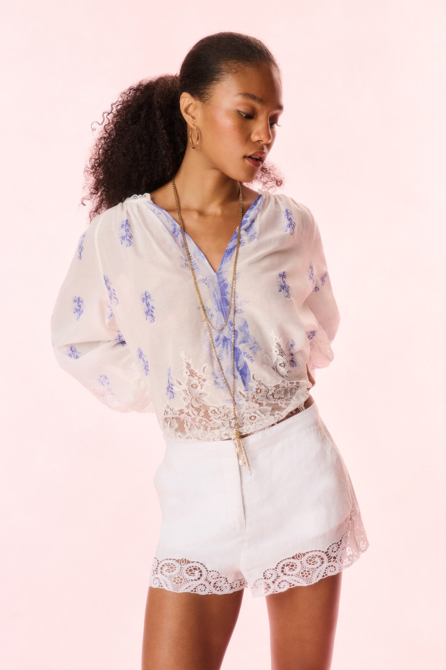 Quindi Linen Crochet Lace Shorts