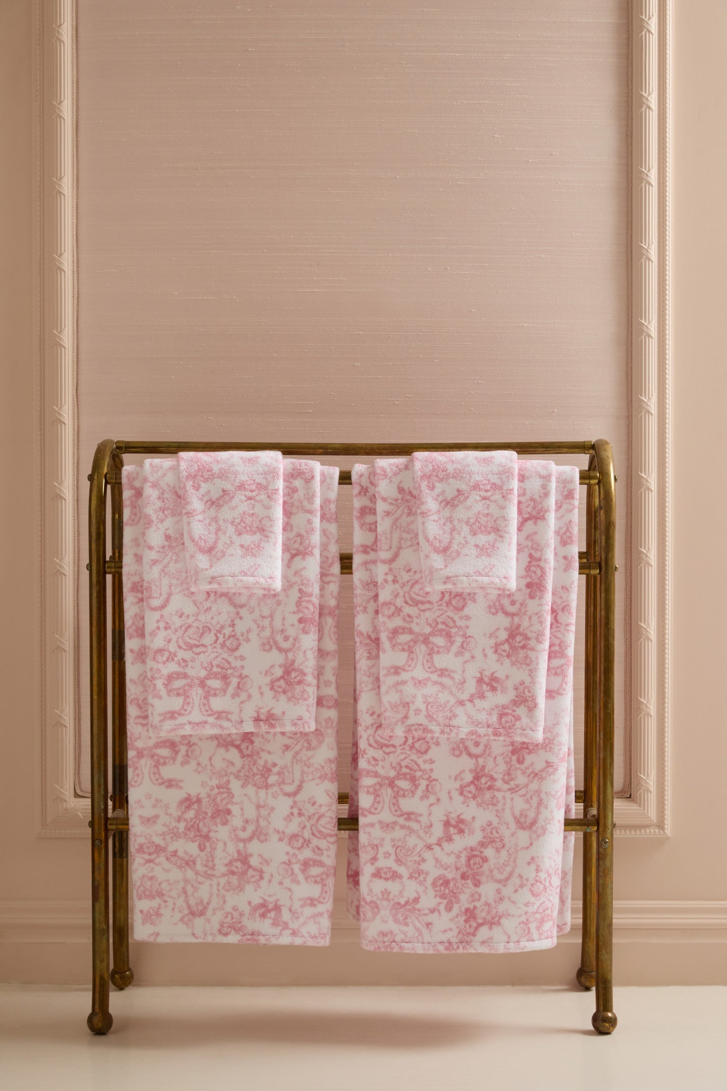 Cotton Bath Towel - CUPIDS PINK