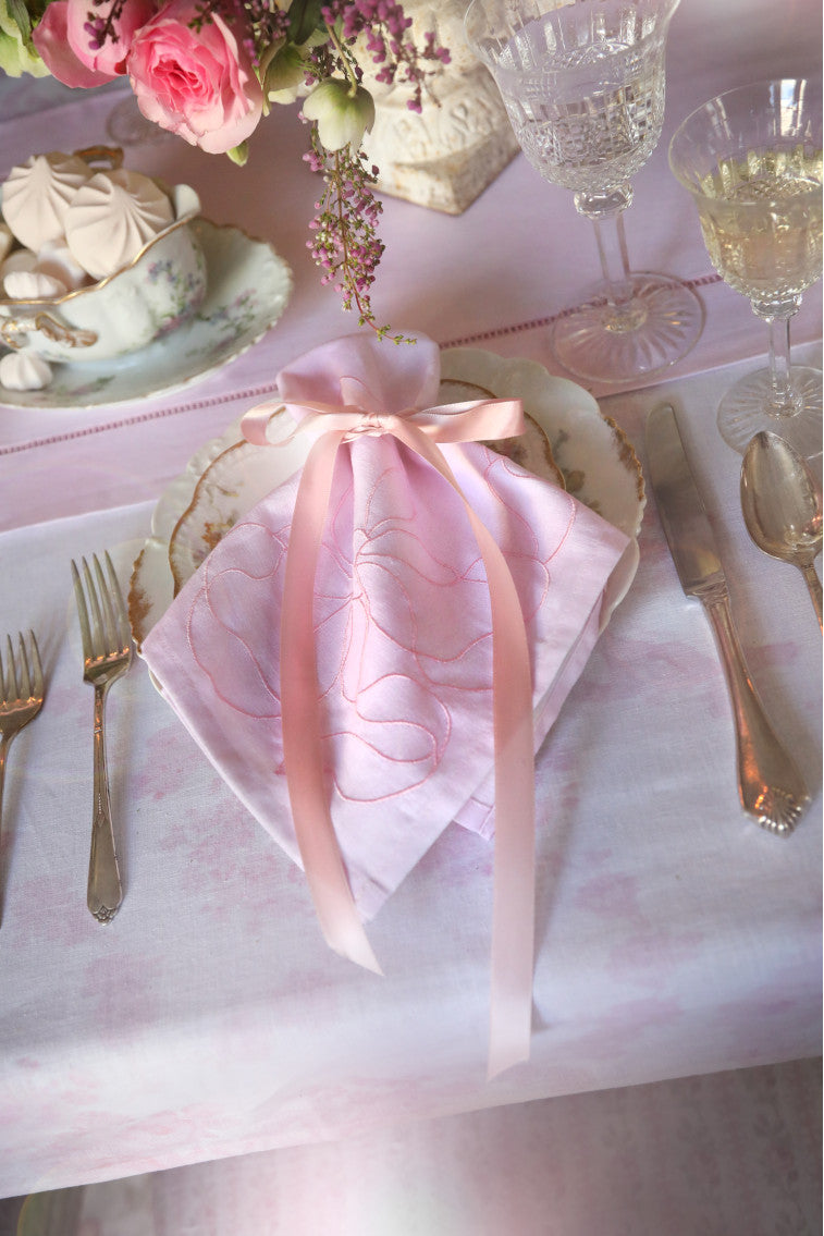 Embroidered Linen Bow Napkins - Set of 4